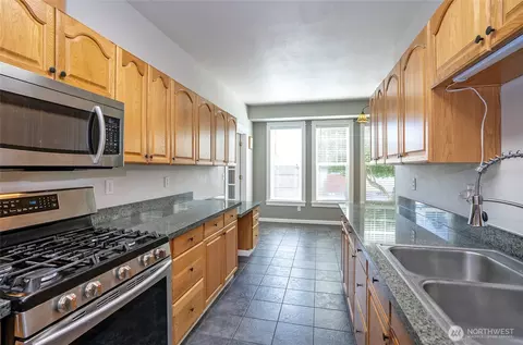 Kitchen - 124 Ammons Ln SE, Orting, WA 98360 photo 3 of 3