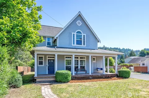 Exterior - 124 Ammons Ln SE, Orting, WA 98360 photo 2 of 9