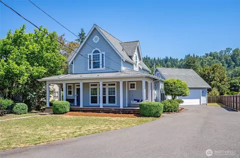 124 Ammons Ln SE, Orting, WA 98360