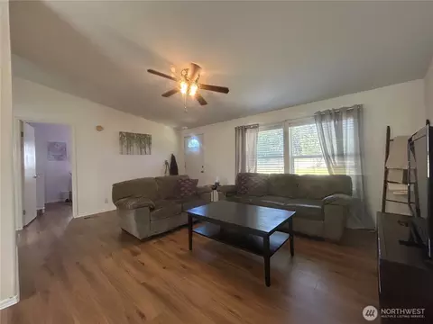 72 Misty Glen Ln, Sequim, WA 98382 photo 4