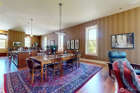 309 E Main St, Dayton, WA 99328