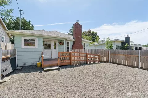 2735 Mcleod Rd, Bellingham, WA 98225