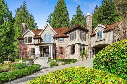 20424 NE 64th Pl, Redmond, WA 98053
