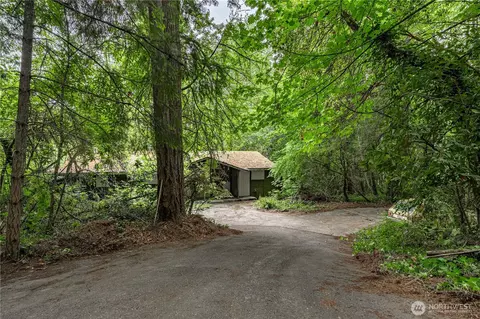 4584 Illahee Rd NE, Bremerton, WA 98311