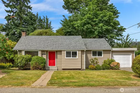 13743 36th Ave NE, Seattle, WA 98125