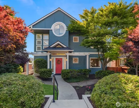 3017 12th Ave W, Seattle, WA 98119
