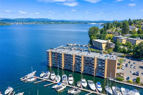 9500 Rainier Ave S #303, Seattle, WA 98118