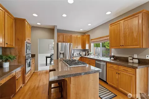 Kitchen - 11318 34th Dr SE, Everett, WA 98208 photo 1 of 2