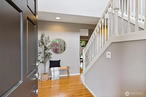 Entry Way - 11318 34th Dr SE, Everett, WA 98208 photo 1 of 3