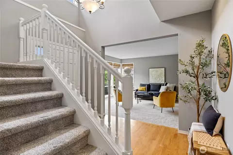 Entry Way - 11318 34th Dr SE, Everett, WA 98208 photo 2 of 3