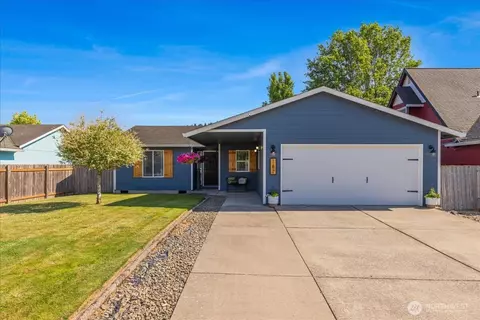 187 Balboa Loop, Kelso, WA 98626
