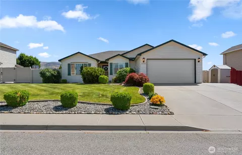 2387 Combine St, East Wenatchee, WA 98802