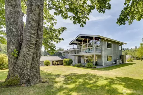 8306 Vernon Rd, Lake Stevens, WA 98258