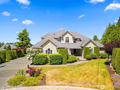 3819 Ridge Ct, Mount Vernon, WA 98274