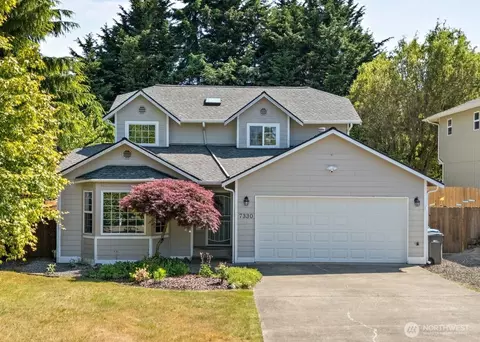 7330 E Collins Rd, Port Orchard, WA 98366