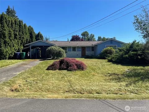 1322 218 St SW, Lynnwood, WA 98036