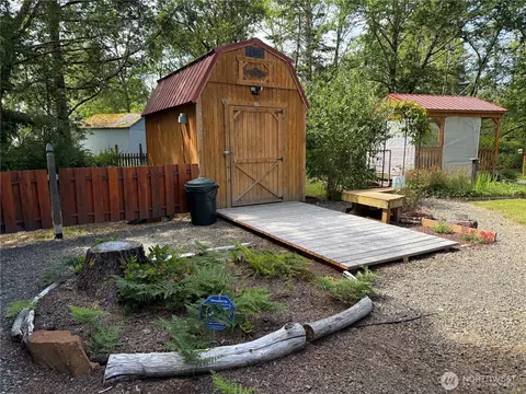 22025 U Ln, Ocean Park, WA 98640