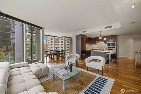 10700 NE 4th St #712, Bellevue, WA 98004