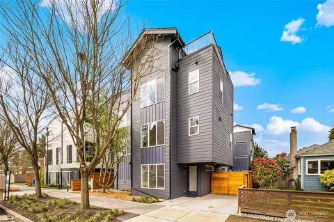 9021 C 13th Ave NW, Seattle, WA 98117