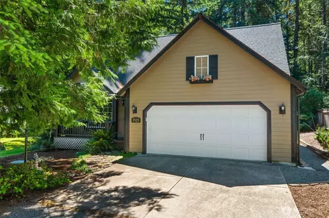 7523 Thrush Dr SE, Olympia, WA 98513