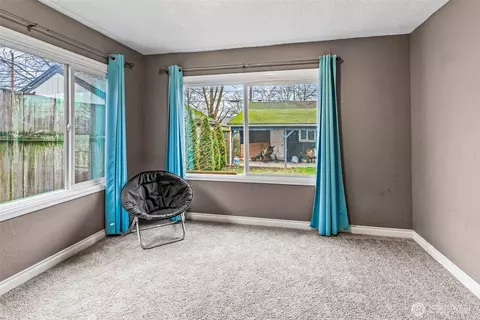 Bedroom - 516 26th Ave, Longview, WA 98632 photo 1 of 5