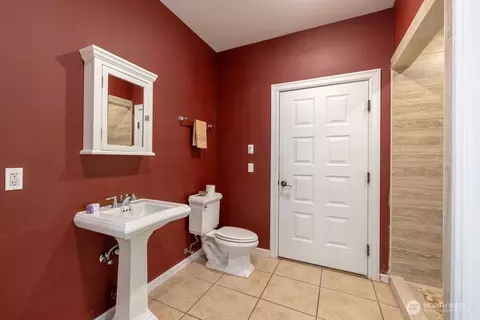 363 Dungeness Mdws, Sequim, WA 98382 photo 11