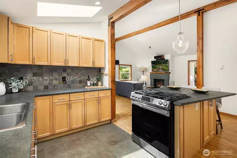 Kitchen - 537 30th Ave E, Seattle, WA 98112 photo 1 of 3