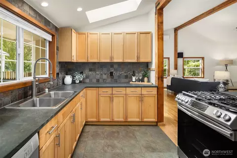 Kitchen - 537 30th Ave E, Seattle, WA 98112 photo 2 of 3