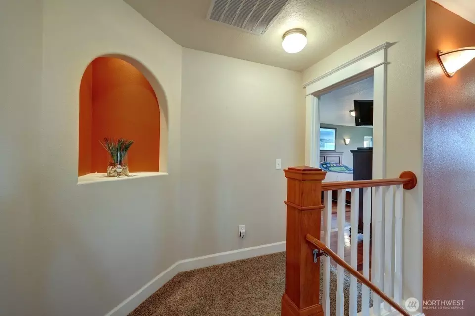Entry Way - 32500 G St, Ocean Park, WA 98640 photo 3 of 3