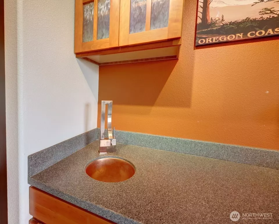 Kitchen - 32500 G St, Ocean Park, WA 98640 photo 6 of 6