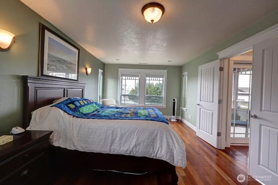 Bedroom - 32500 G St, Ocean Park, WA 98640 photo 2 of 4