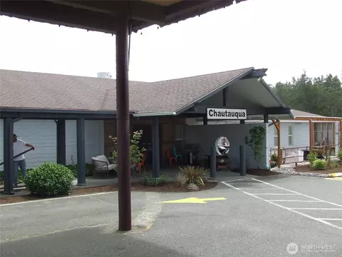 304 NW 14th St NW #207, Long Beach, WA 98631