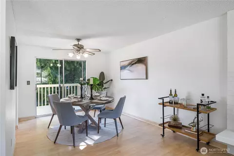 Dining - 33513 35th Ave SW, Federal Way, WA 98023 photo 1 of 2
