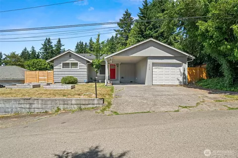 4128 NW 29th St, Bremerton, WA 98312