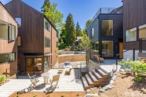 3517 Anthony Pl S #F, Seattle, WA 98144