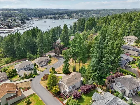 2505 81st St NW, Gig Harbor, WA 98332