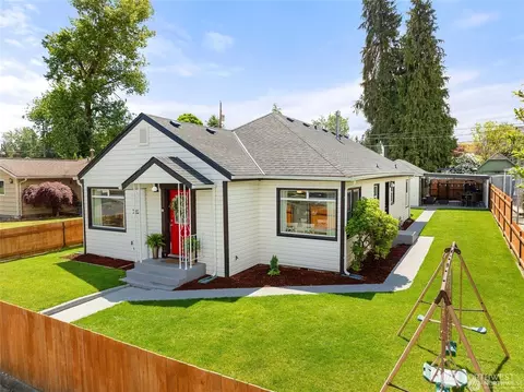 5116 N 40th St, Tacoma, WA 98407