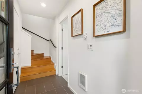 Entry Way - 201 20th Ave E, Seattle, WA 98112 photo 3 of 6