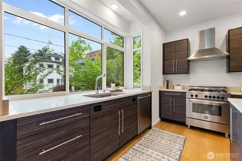 Kitchen - 201 20th Ave E, Seattle, WA 98112 photo 1 of 5