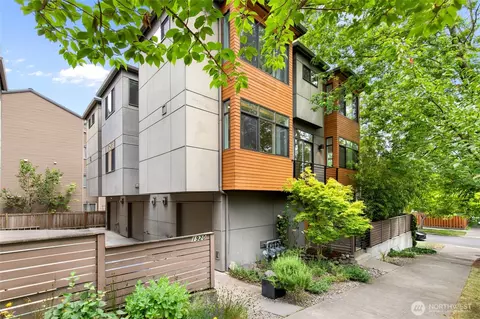 Exterior - 201 20th Ave E, Seattle, WA 98112 photo 8 of 8