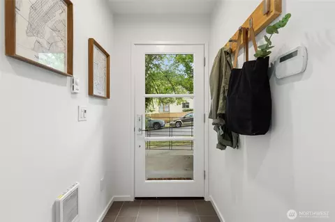 Entry Way - 201 20th Ave E, Seattle, WA 98112 photo 4 of 6