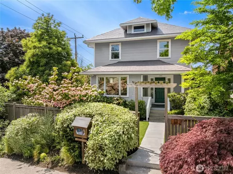 2401 10th Ave W, Seattle, WA 98119