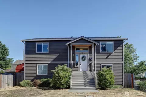 1011 S 64th St, Tacoma, WA 98408