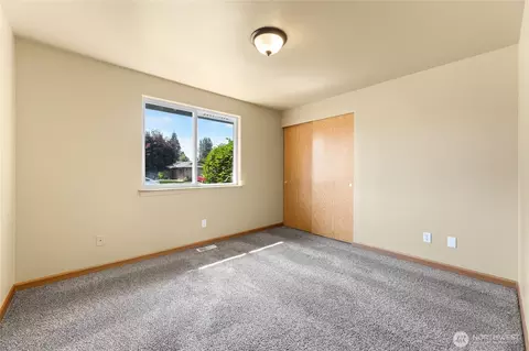 1875 Florence St, Enumclaw, WA 98022 photo 20