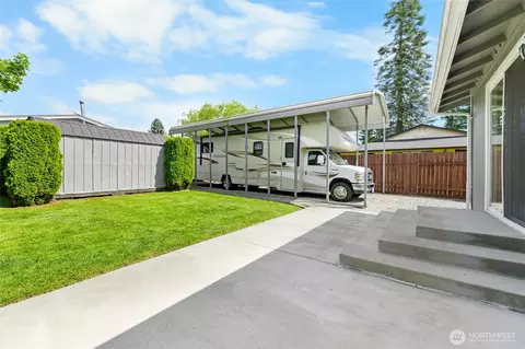 1875 Florence St, Enumclaw, WA 98022 photo 30