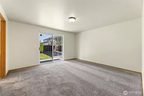 1875 Florence St, Enumclaw, WA 98022 photo 21
