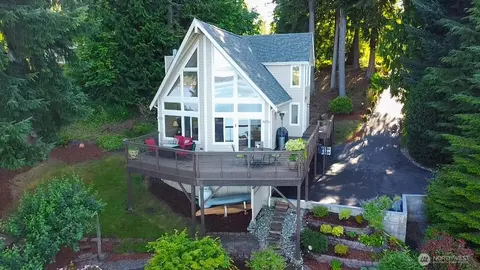 551 SE Kamilche Shores Rd, Shelton, WA 98584