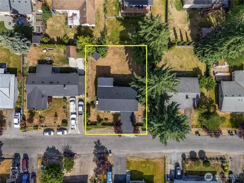 View/Area - 17301 6th Ave E, Spanaway, WA 98387 photo 1 of 2