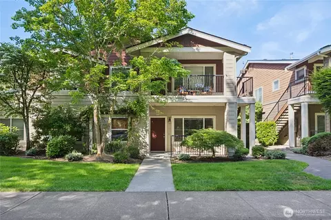 2147 Hammond Ave #B10, Dupont, WA 98327
