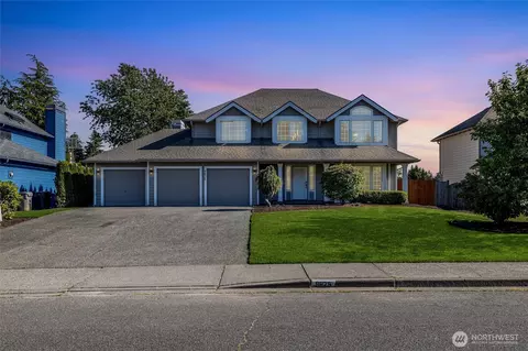 9825 S 246th Pl, Kent, WA 98030